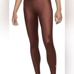 Nike Bronze Leggings only tried on, never worn out